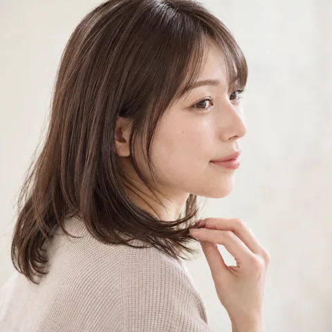 トリートメントで手ざわりが整った髪のイメージ
