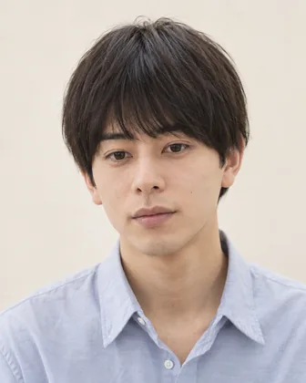 ナチュラルマッシュに仕上げた男性